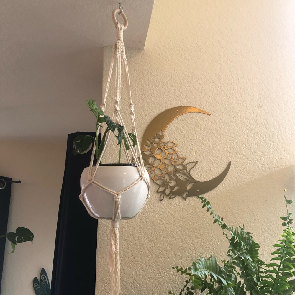Macrame plant hanger - made upon order